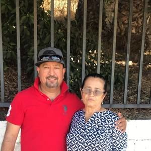 Meet your Posher, Iris